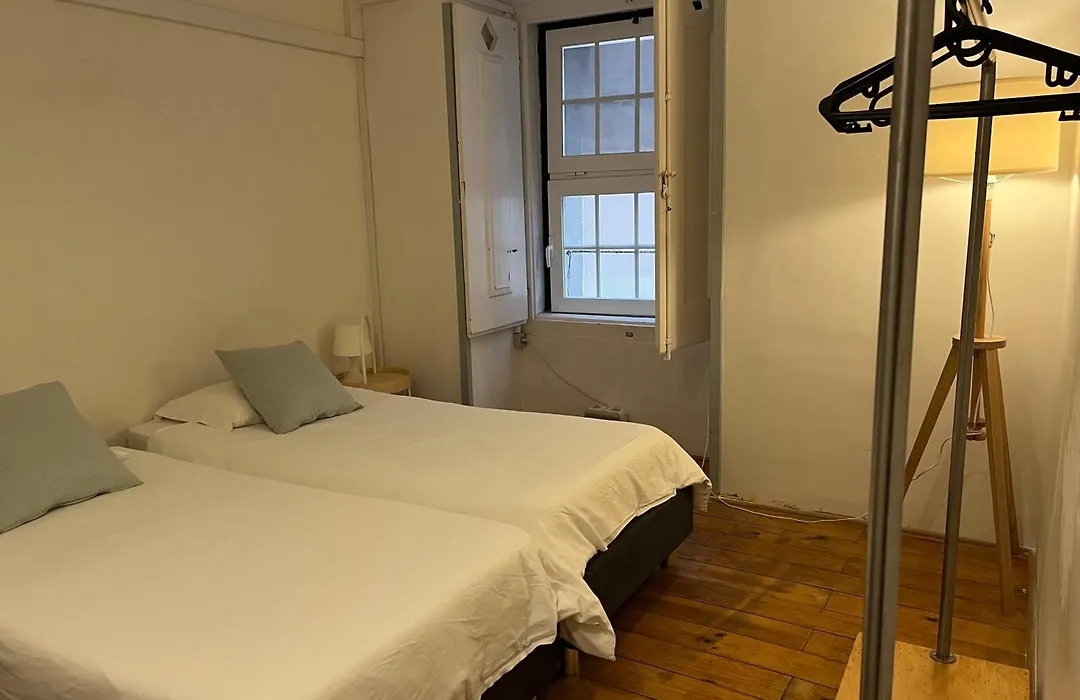 Alface Hall Hostel & Bar-1